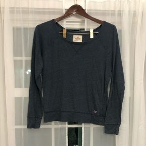 Super cute Hollister shirt